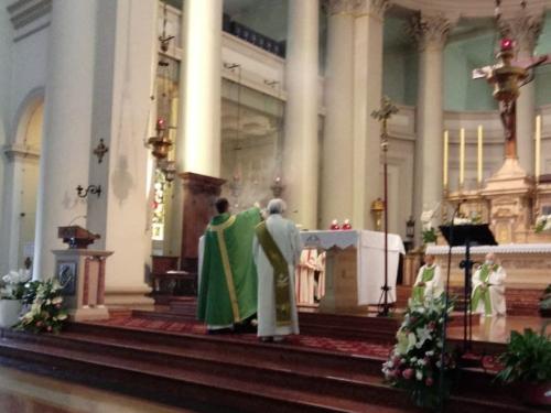 Don Riccardo- prima messa in Duomo (1)